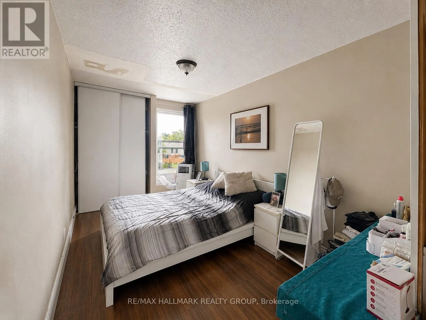 163 - 825 CAHILL DRIVE W