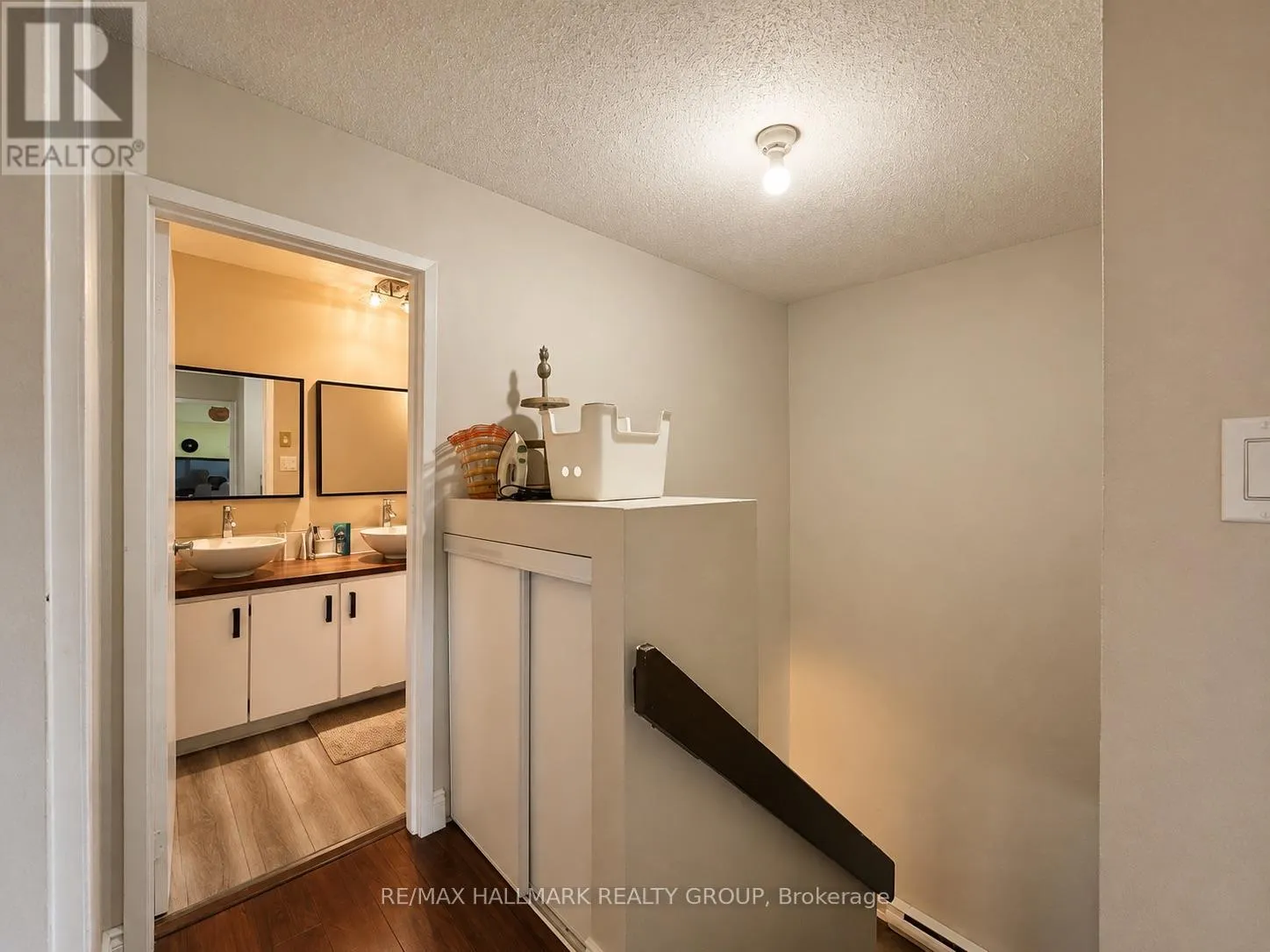 163 - 825 CAHILL DRIVE W