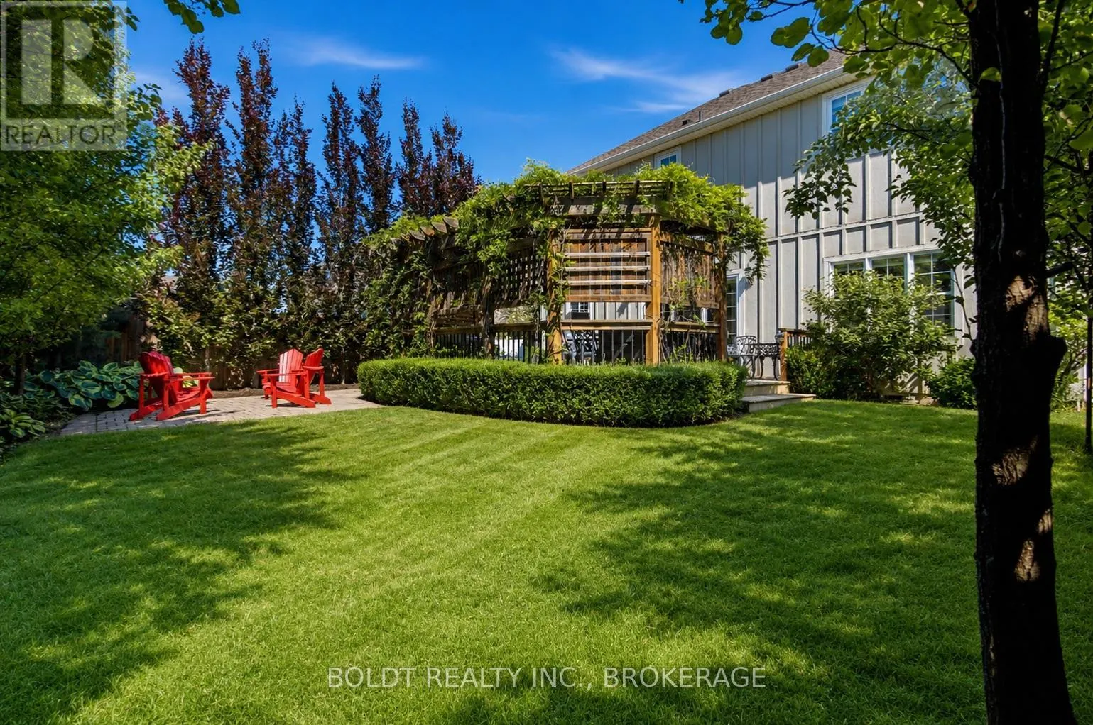 5 GOSSEN DRIVE