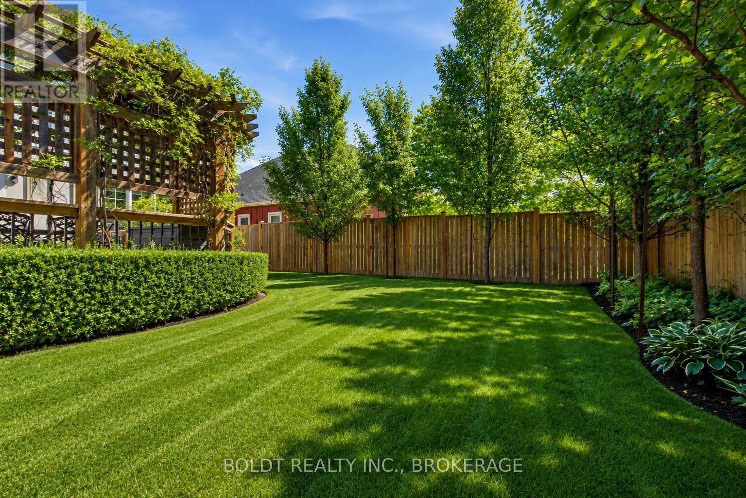 5 GOSSEN DRIVE