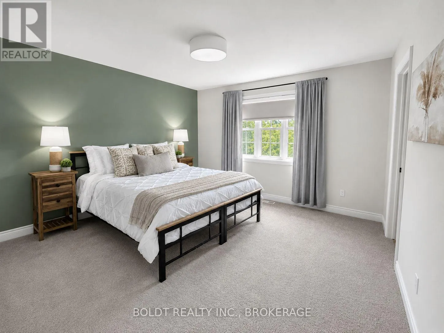 5 GOSSEN DRIVE