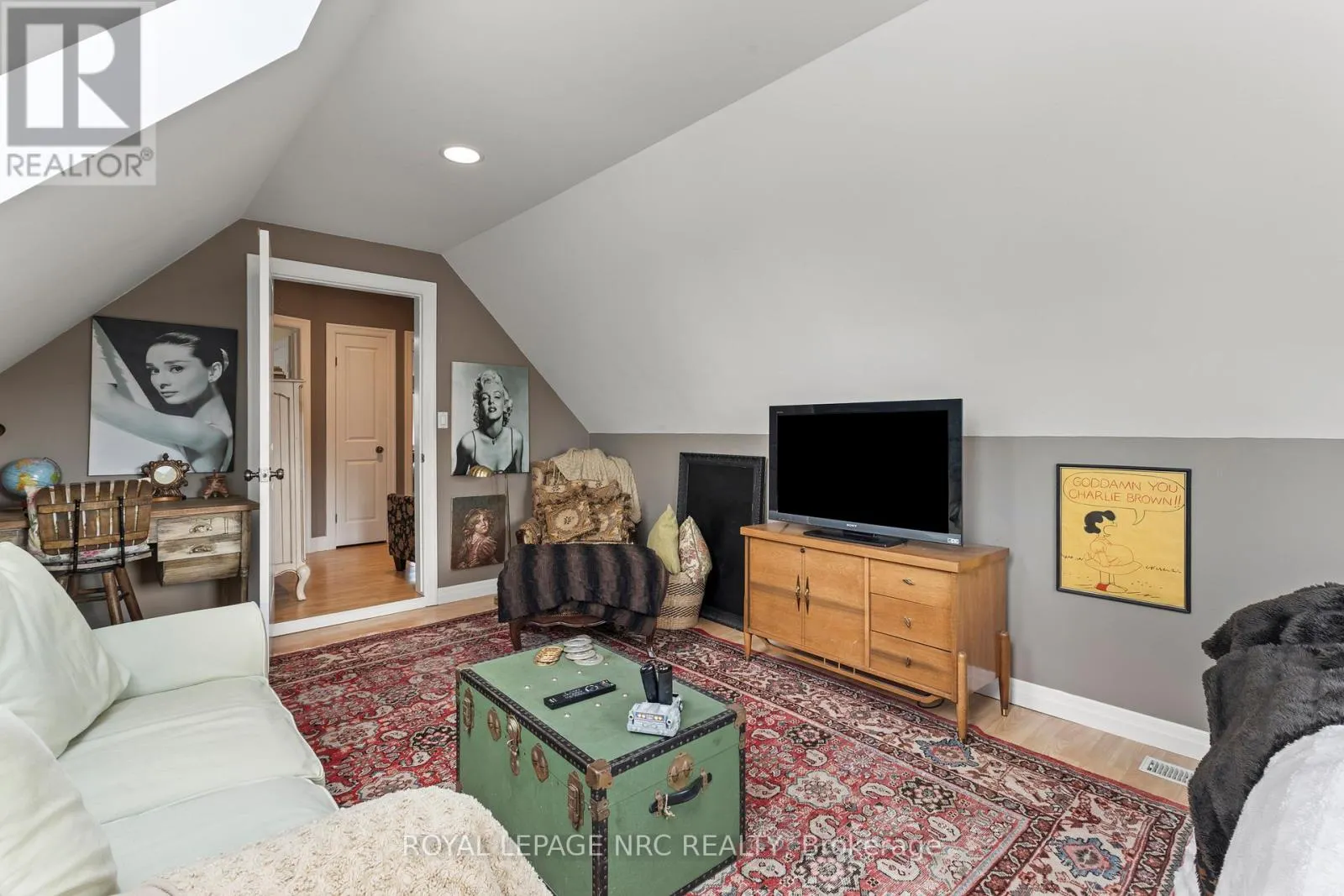 1 KARSAM COURT