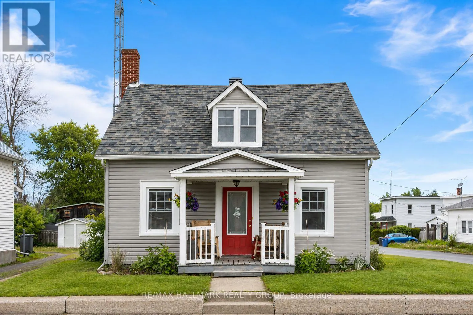 1127 LABROSSE ROAD E