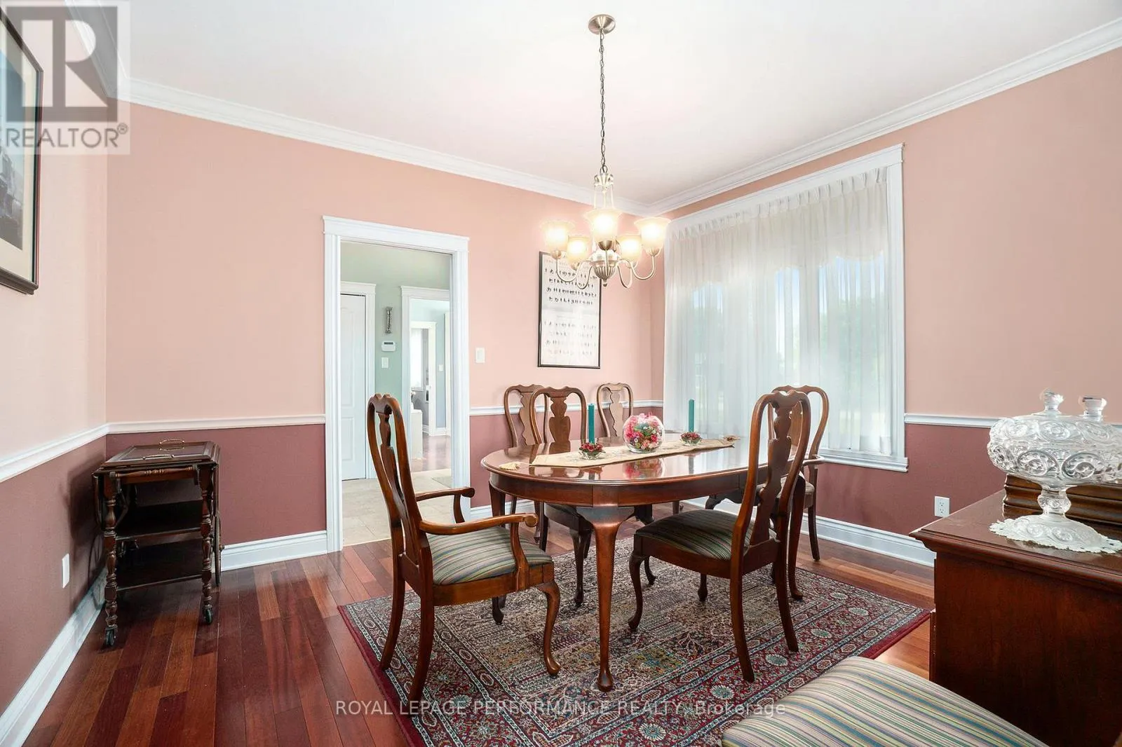 3285 BROADWAY AVENUE