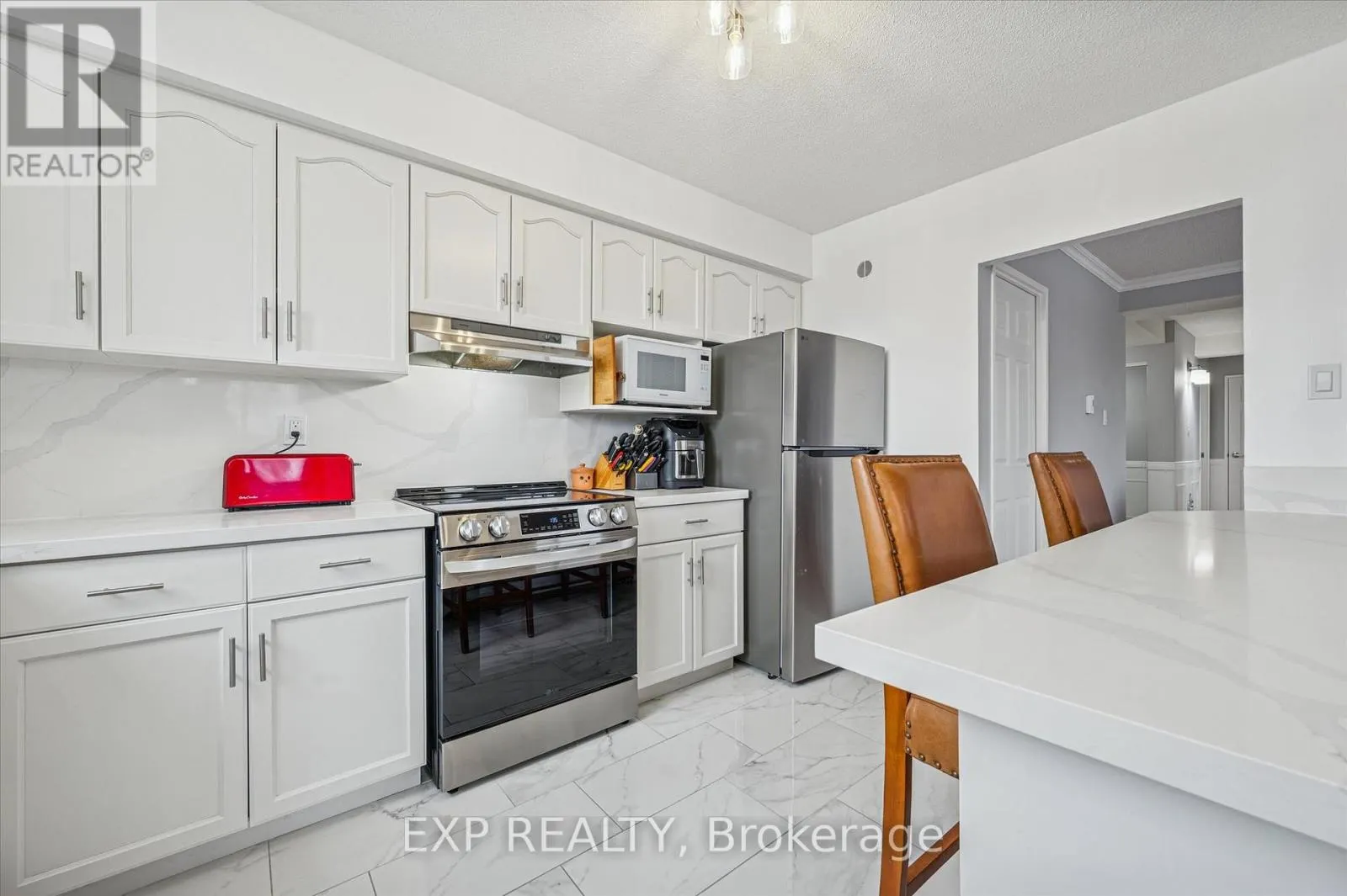 301 - 93 WESTWOOD ROAD