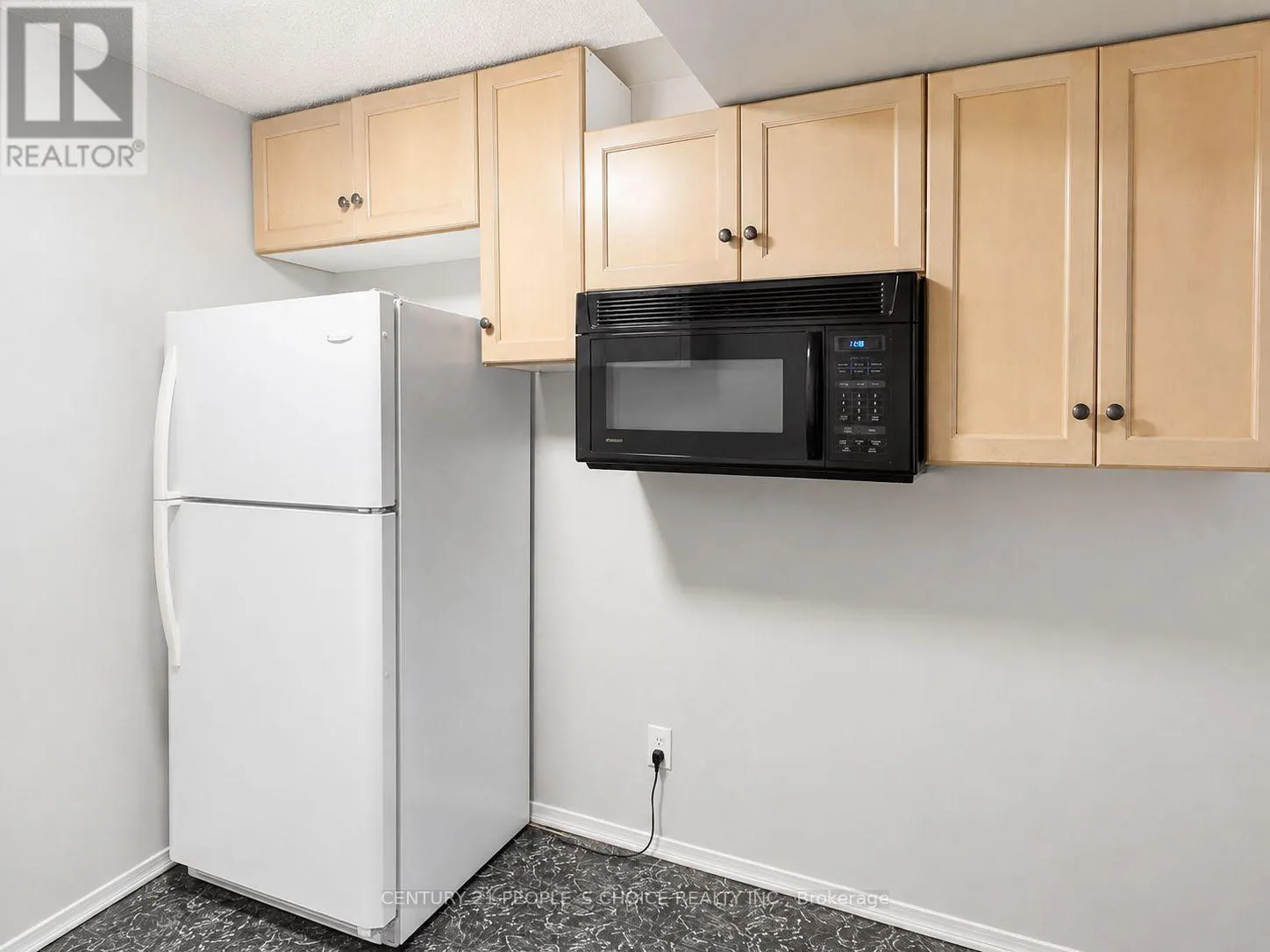 B - 620 SETTLERSFIELD COURT