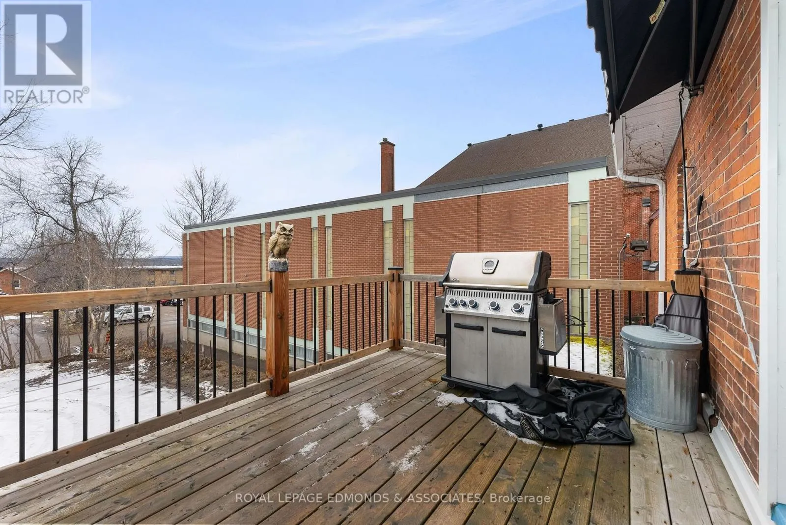 259 PEMBROKE STREET E
