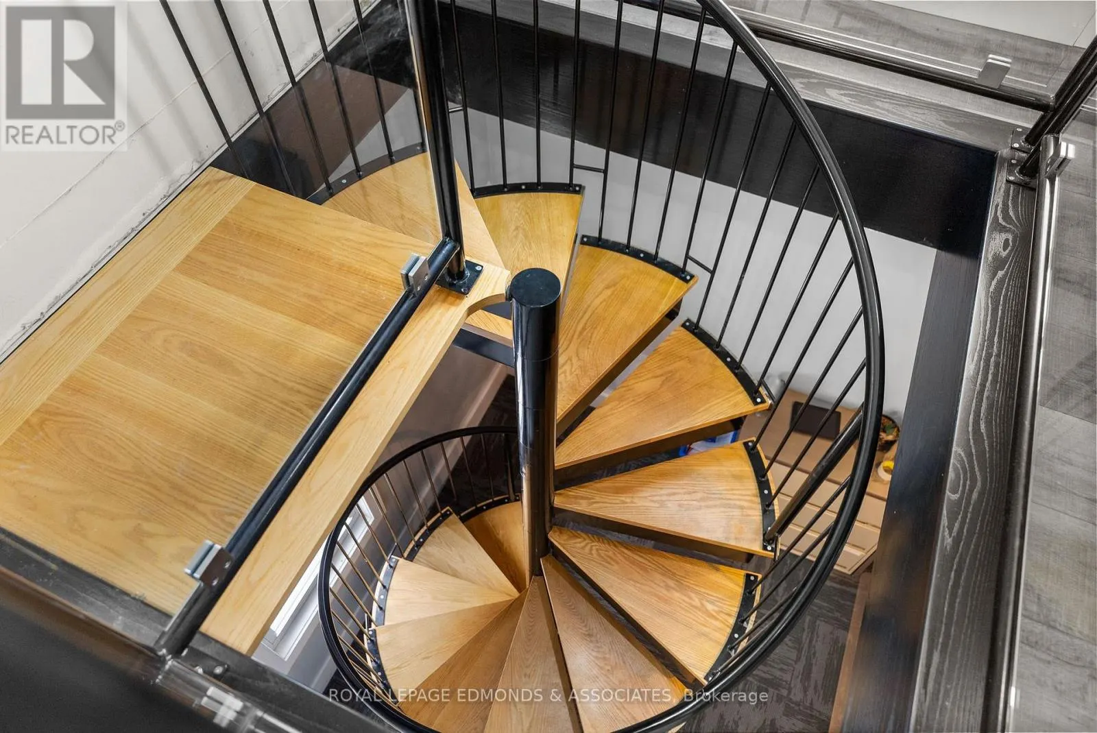 259 PEMBROKE STREET E