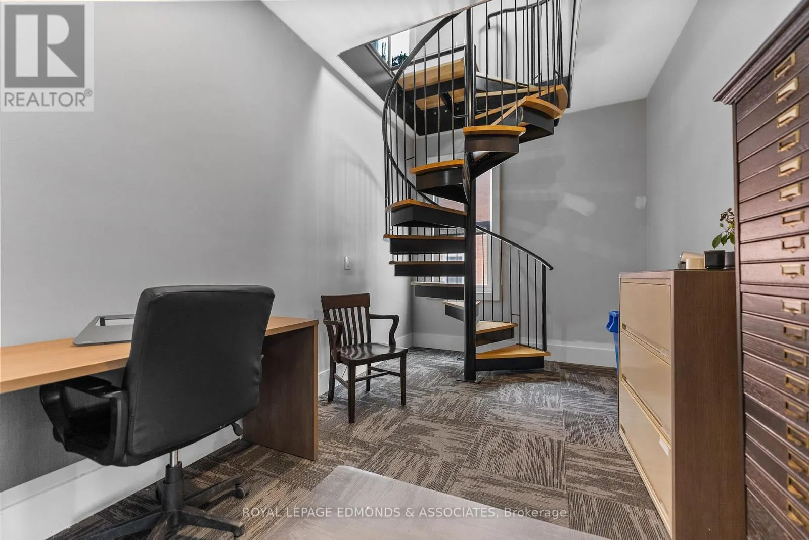 259 PEMBROKE STREET E