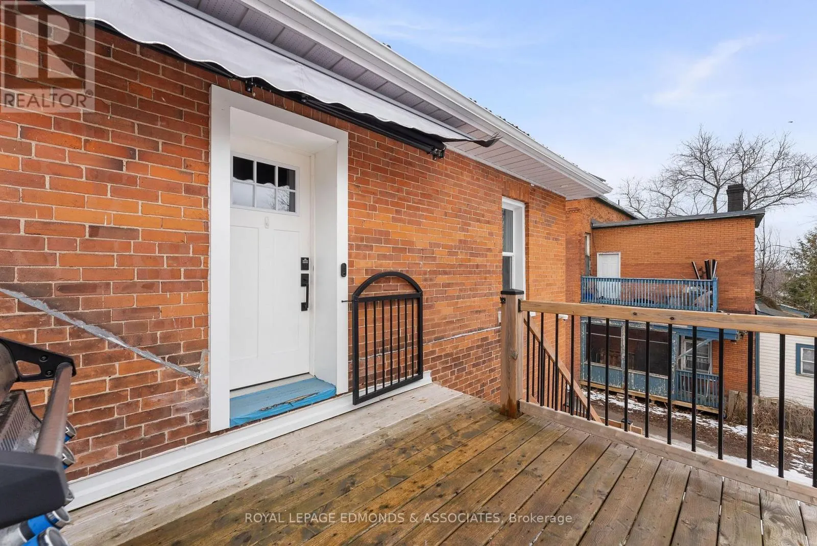 259 PEMBROKE STREET E