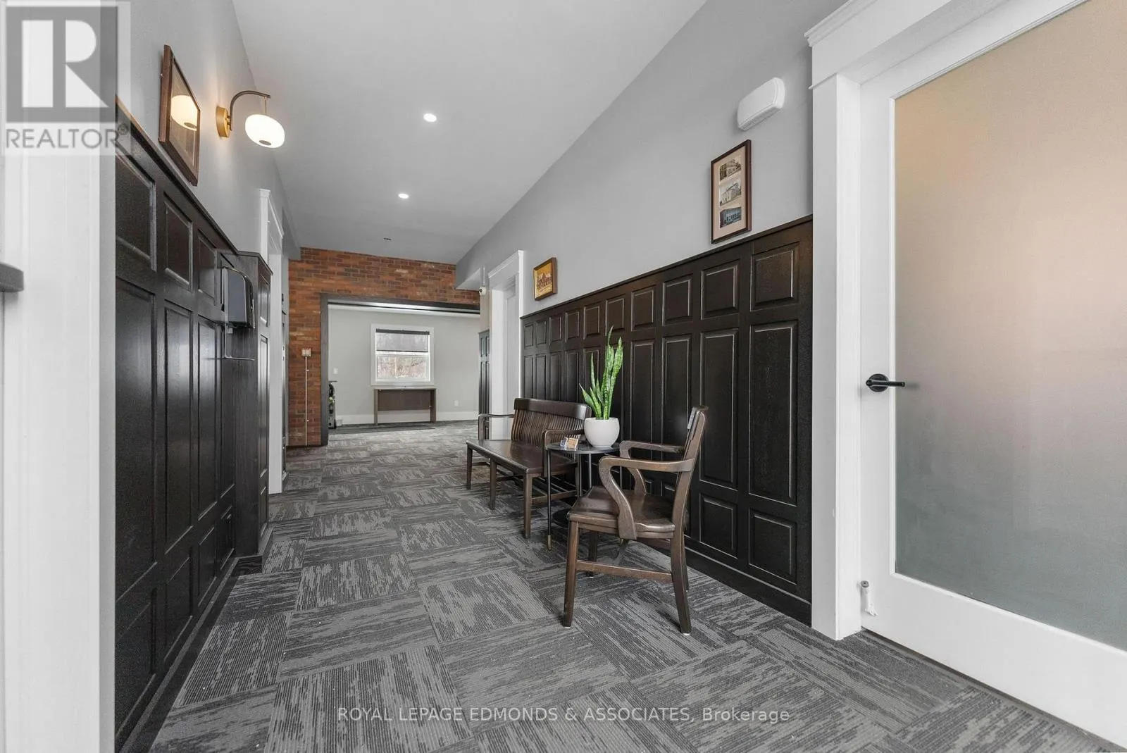 259 PEMBROKE STREET E