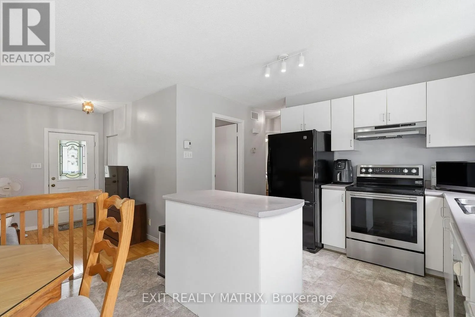 33 FROST AVENUE