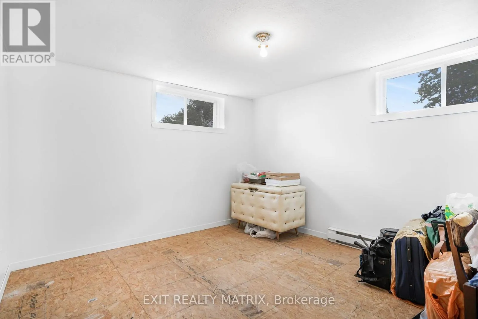 33 FROST AVENUE