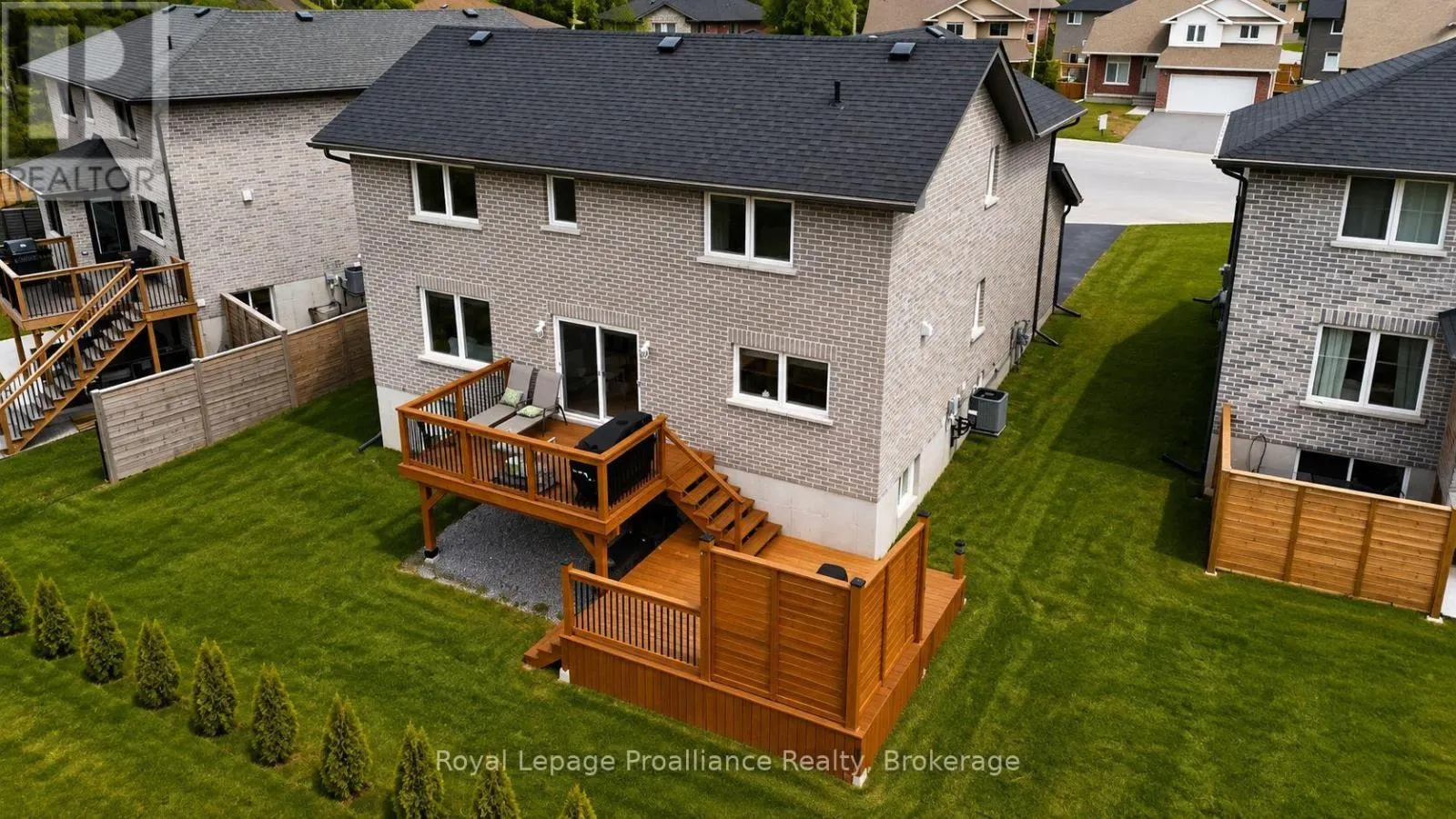 55 LANARK DRIVE