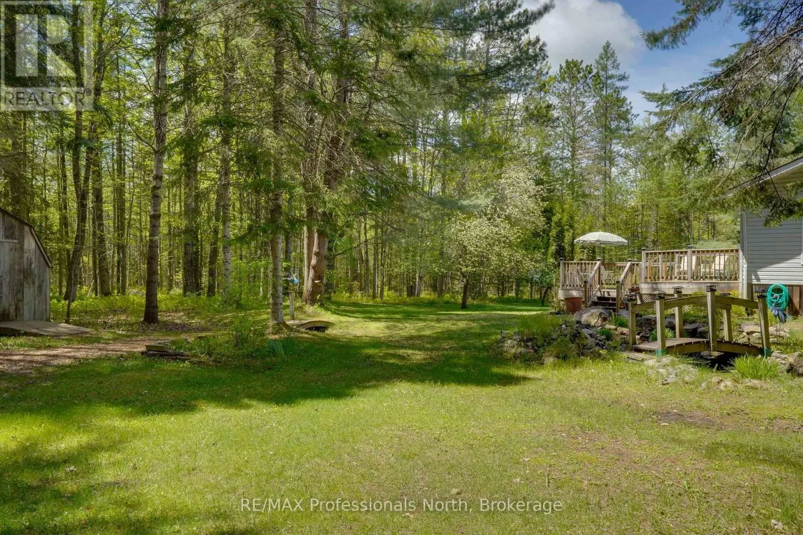 2593 BRUNEL ROAD
