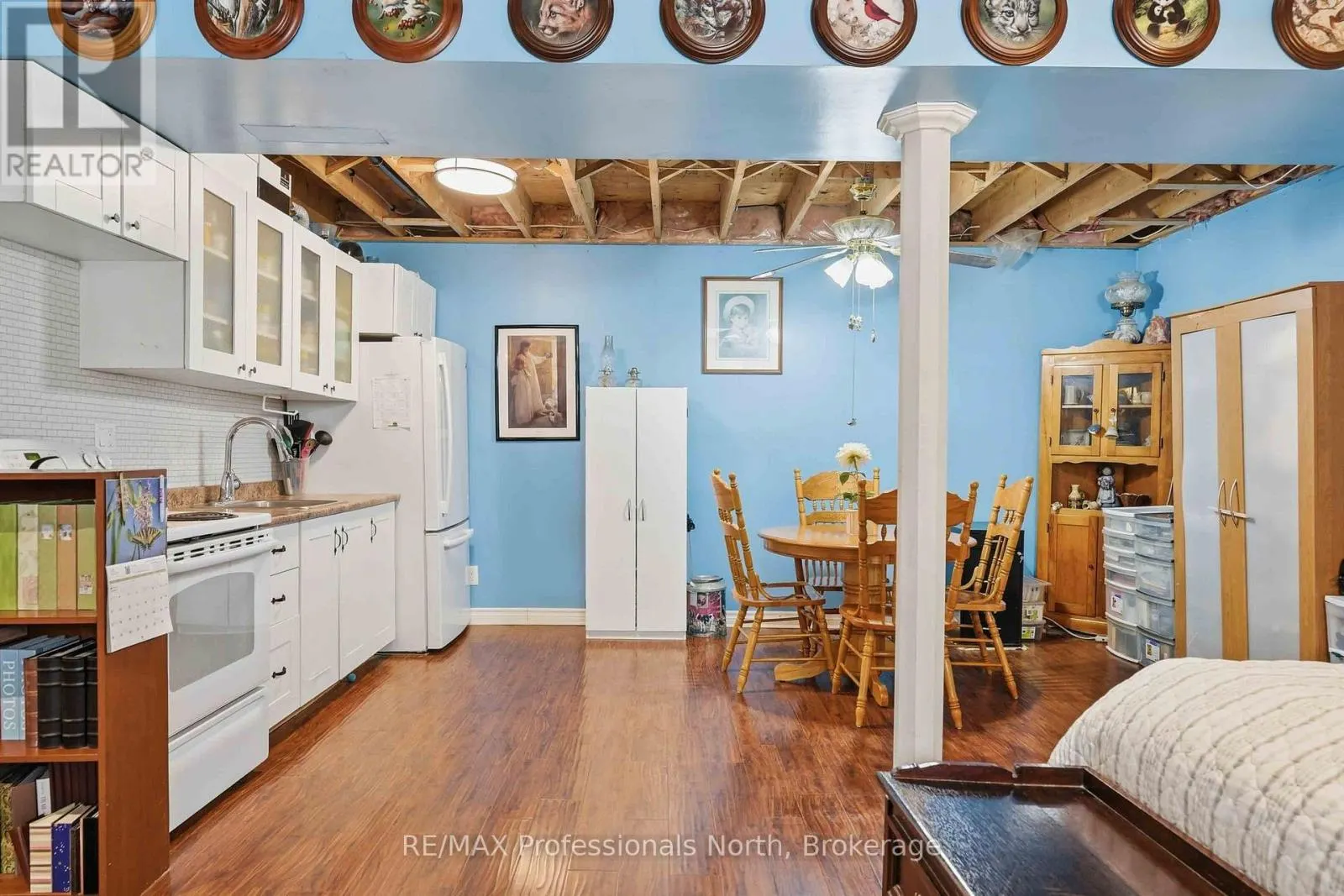 2593 BRUNEL ROAD