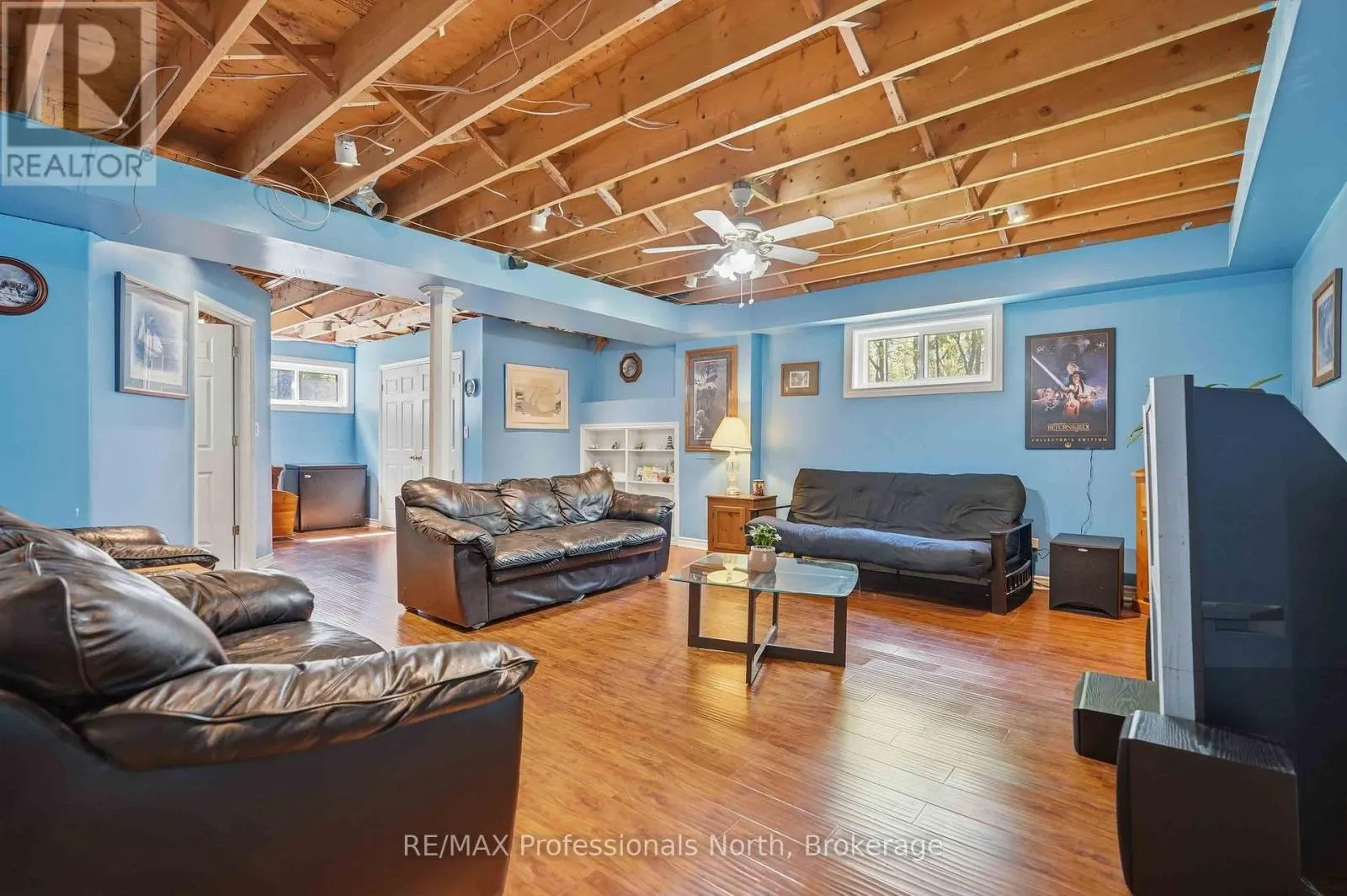 2593 BRUNEL ROAD