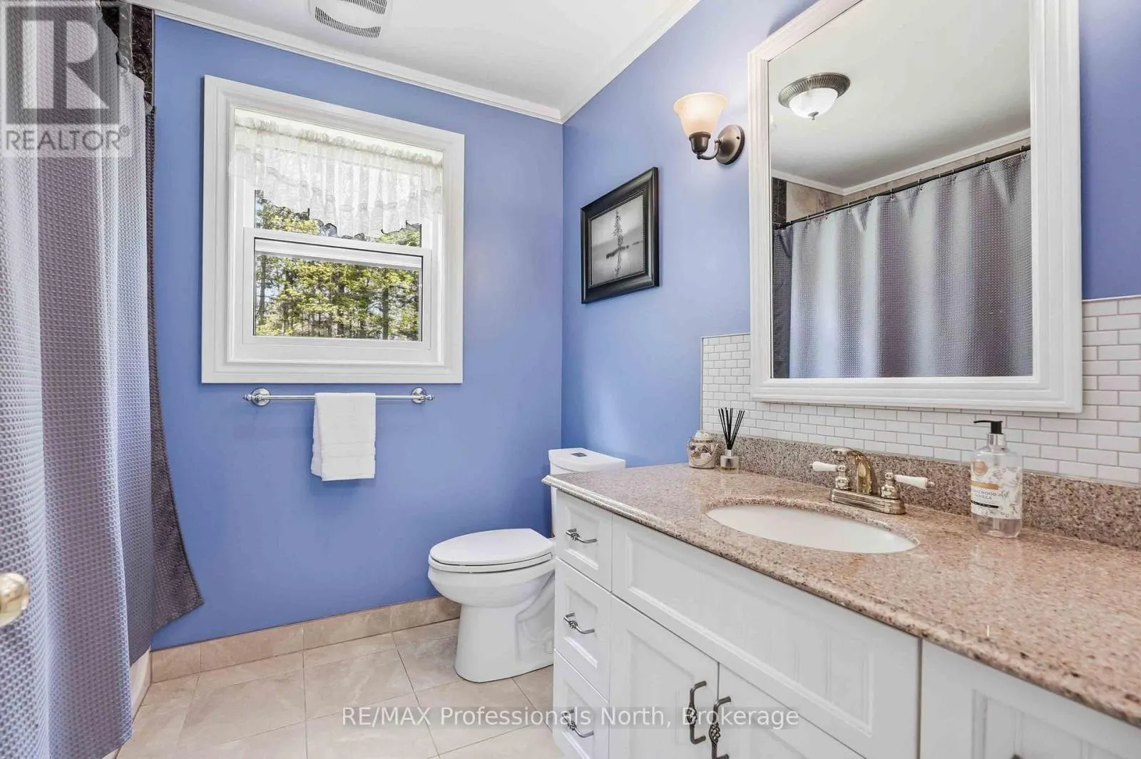 2593 BRUNEL ROAD
