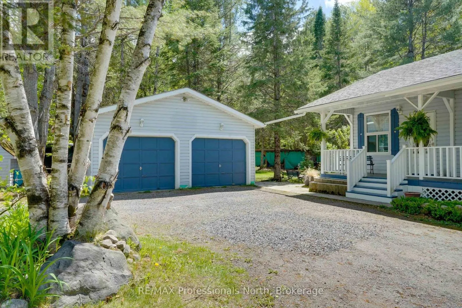 2593 BRUNEL ROAD