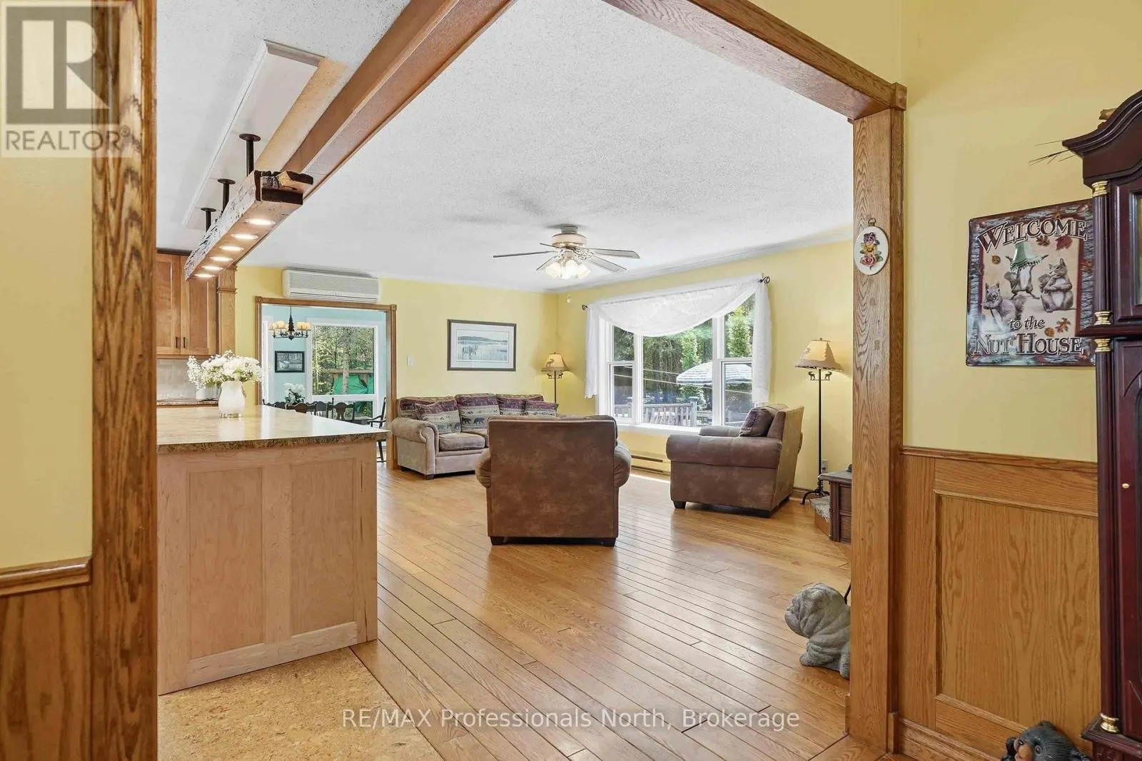 2593 BRUNEL ROAD