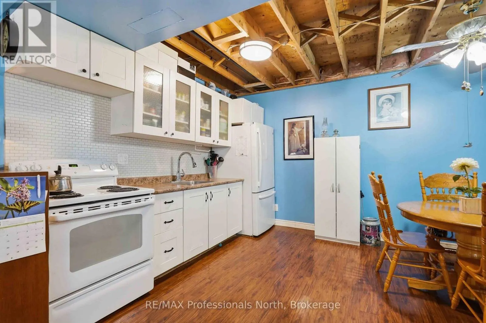 2593 BRUNEL ROAD
