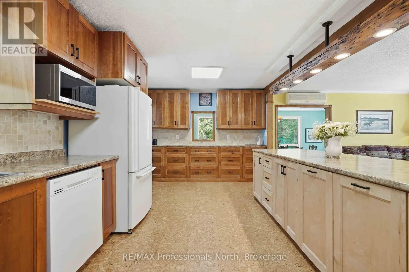 2593 BRUNEL ROAD