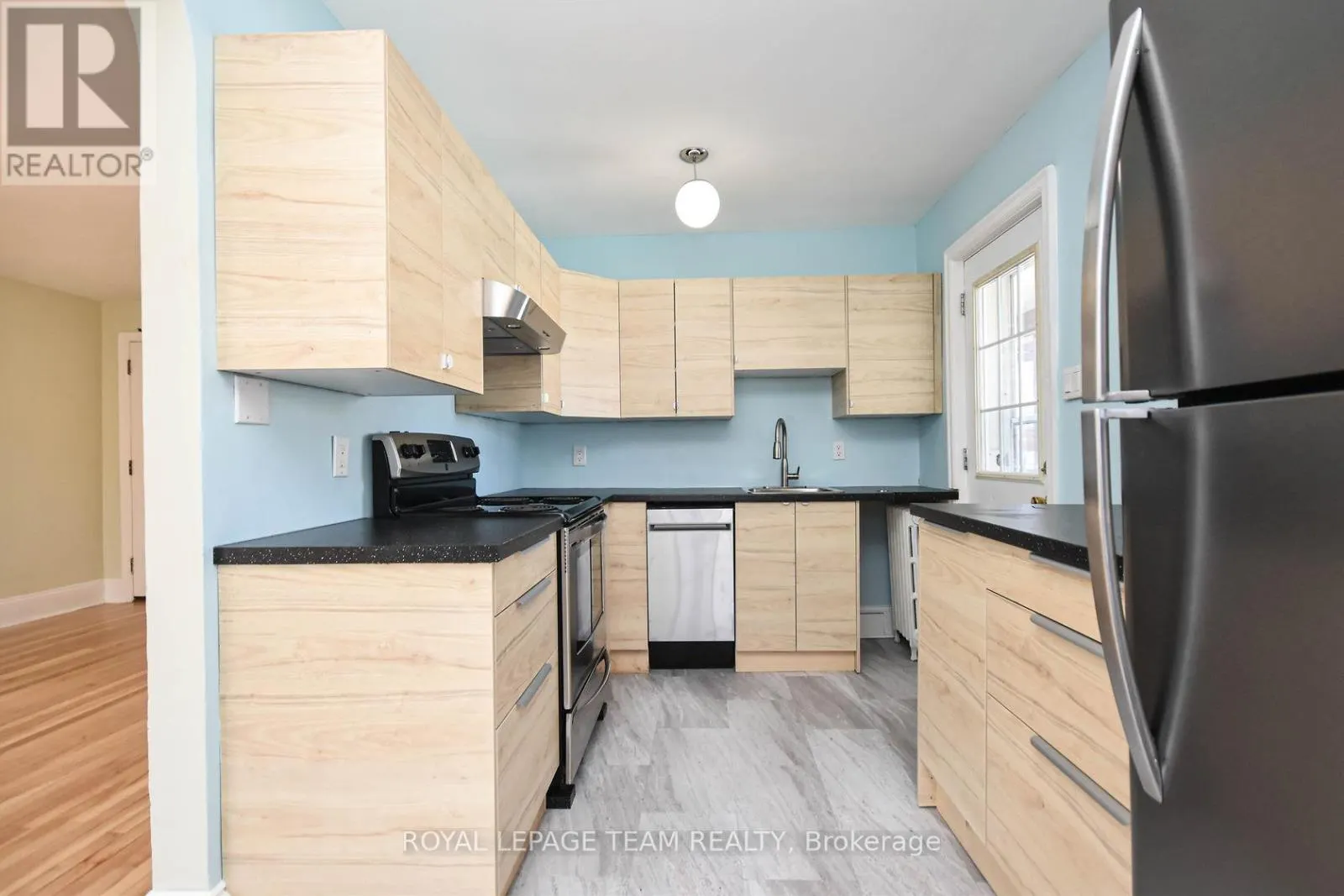 213 DESROSIERS STREET