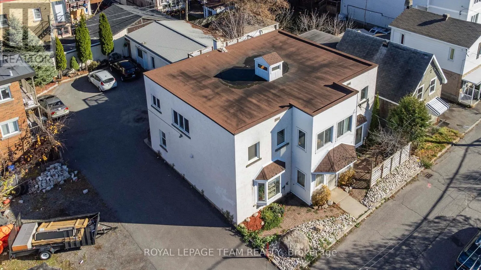 213 DESROSIERS STREET
