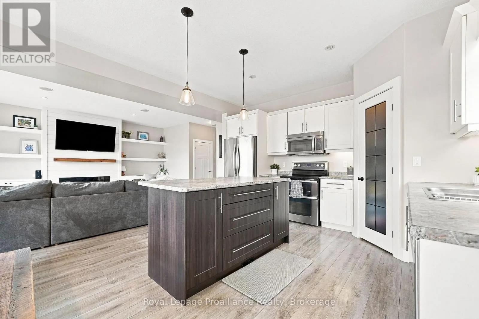 18 GRANITE DRIVE