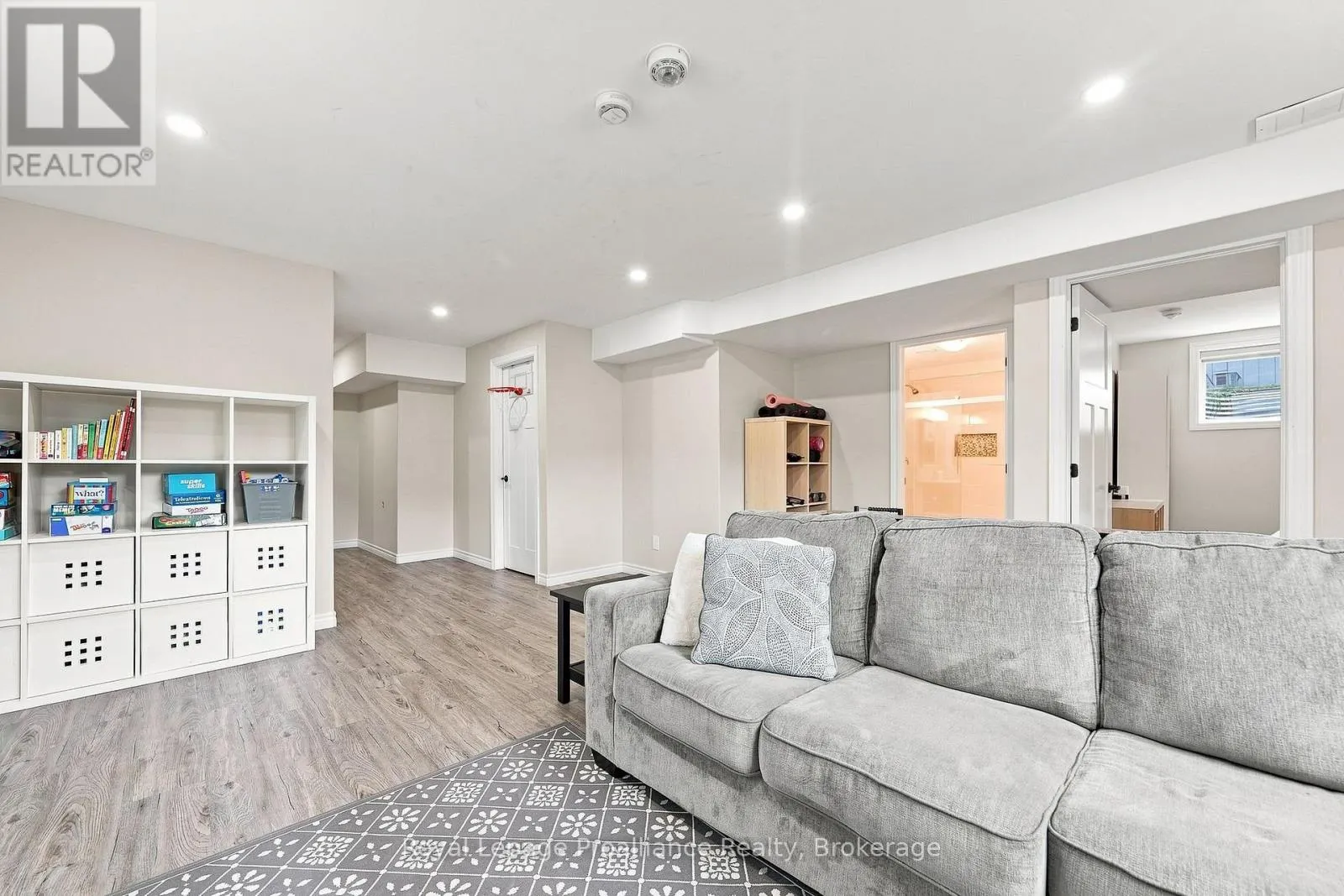 18 GRANITE DRIVE