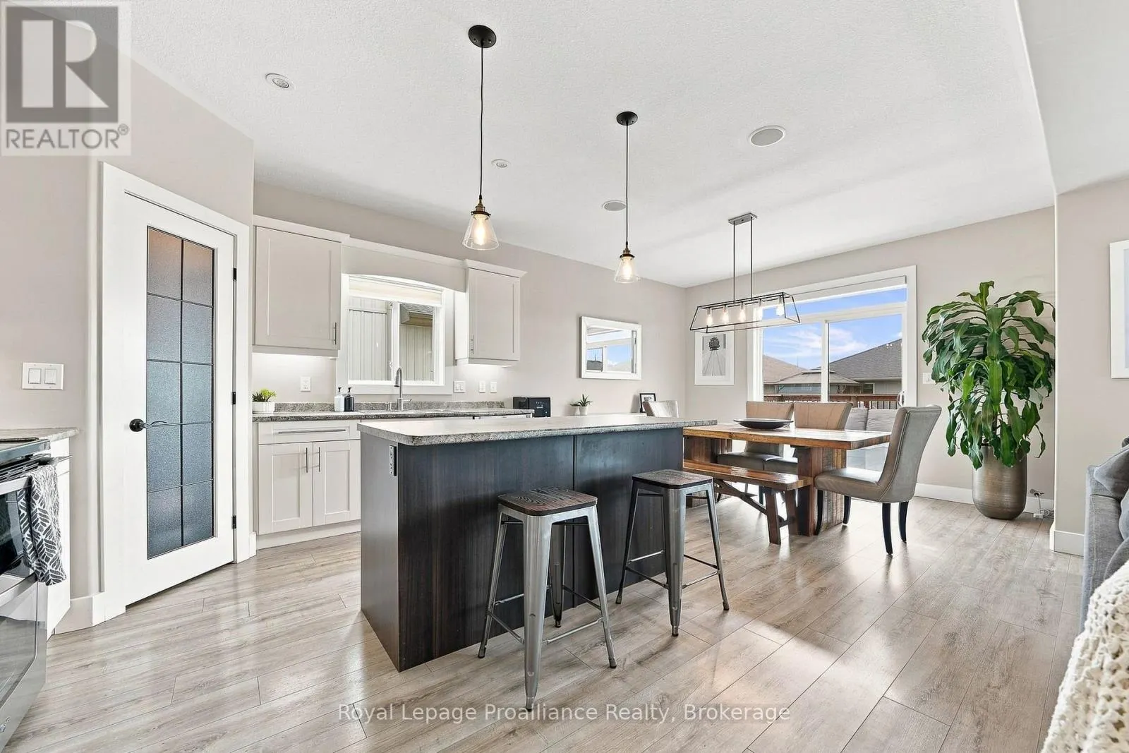 18 GRANITE DRIVE