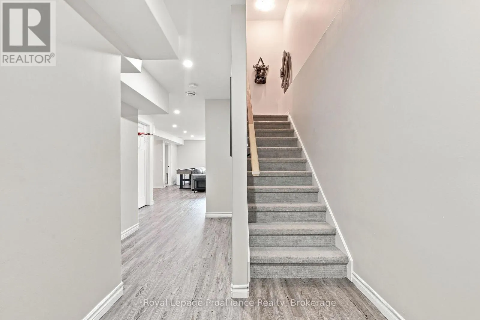 18 GRANITE DRIVE