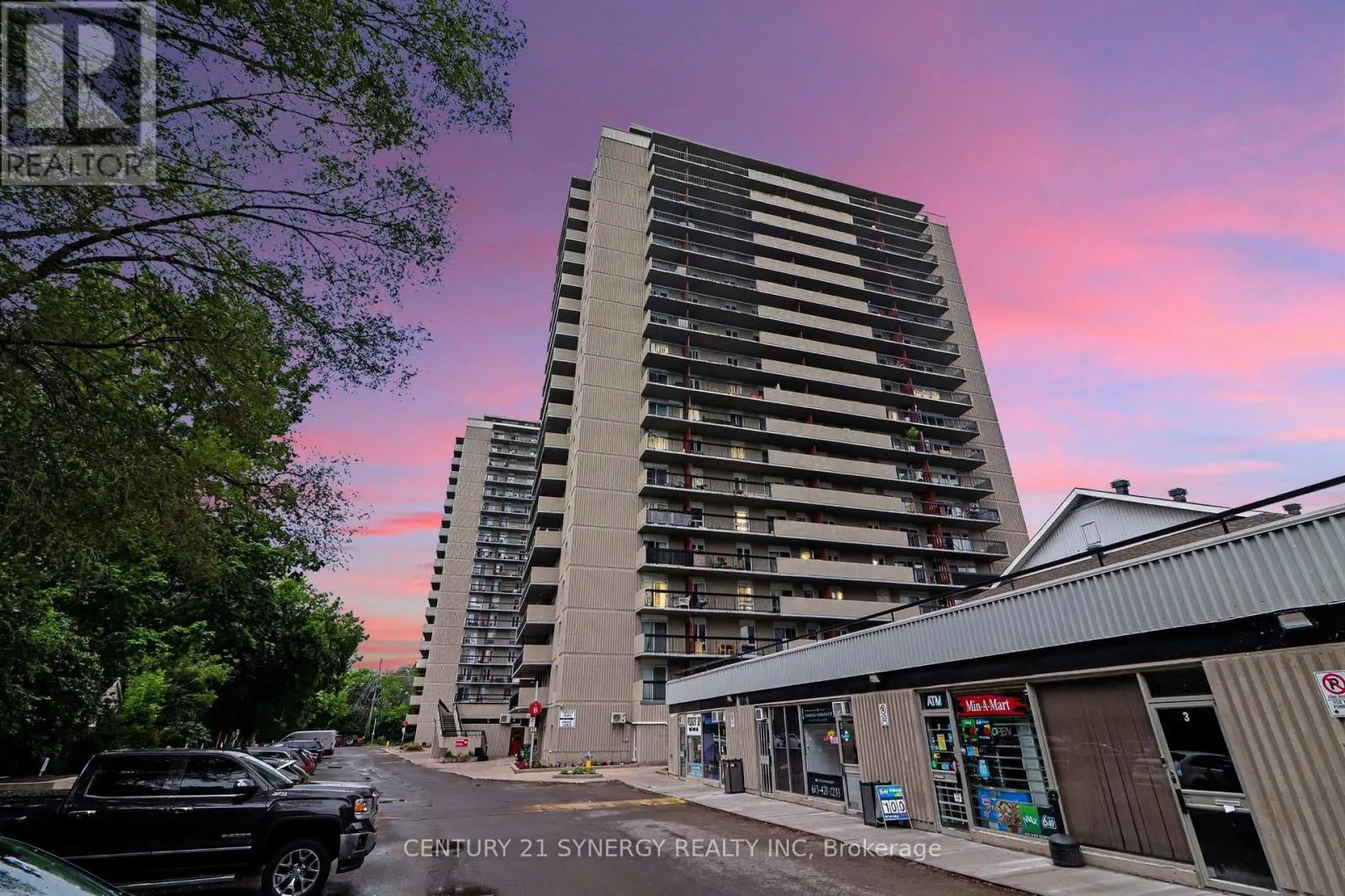1202 - 158B MCARTHUR AVENUE