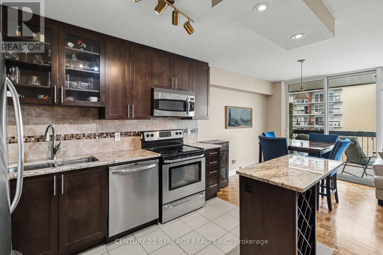 1202 - 158B MCARTHUR AVENUE