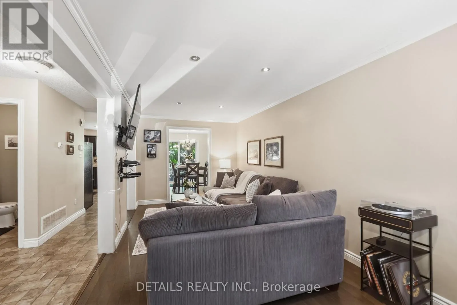 24 SOUTHPORT DRIVE