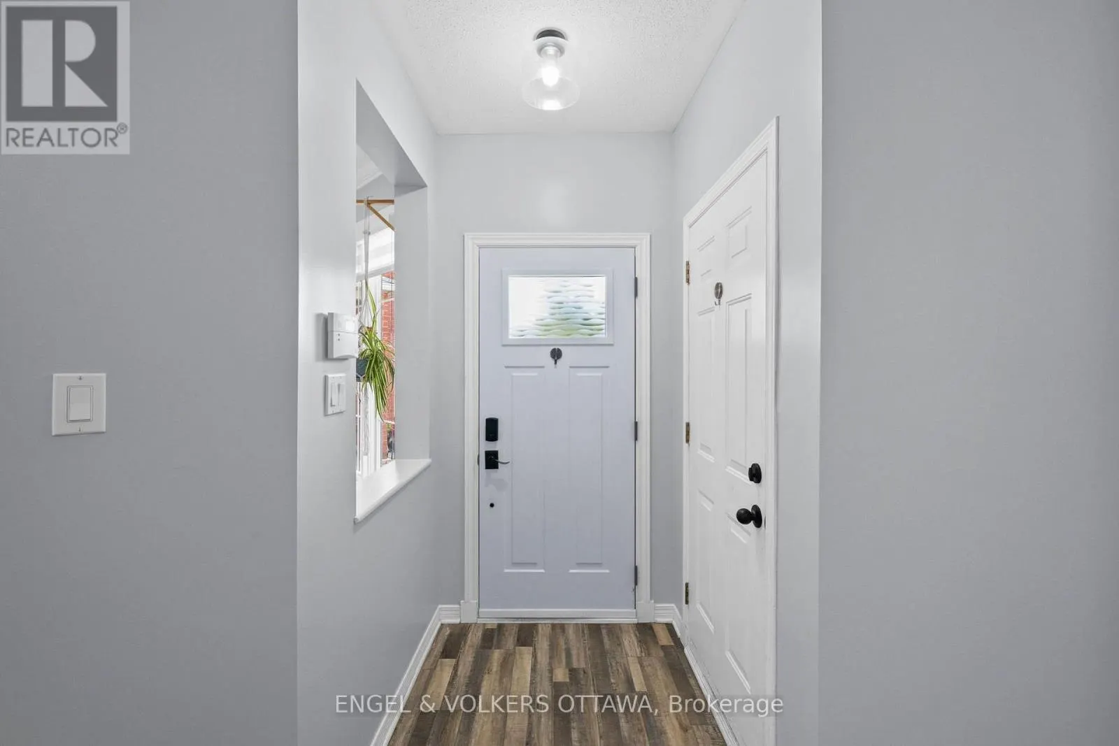 1121 ROCKY HARBOUR CRESCENT