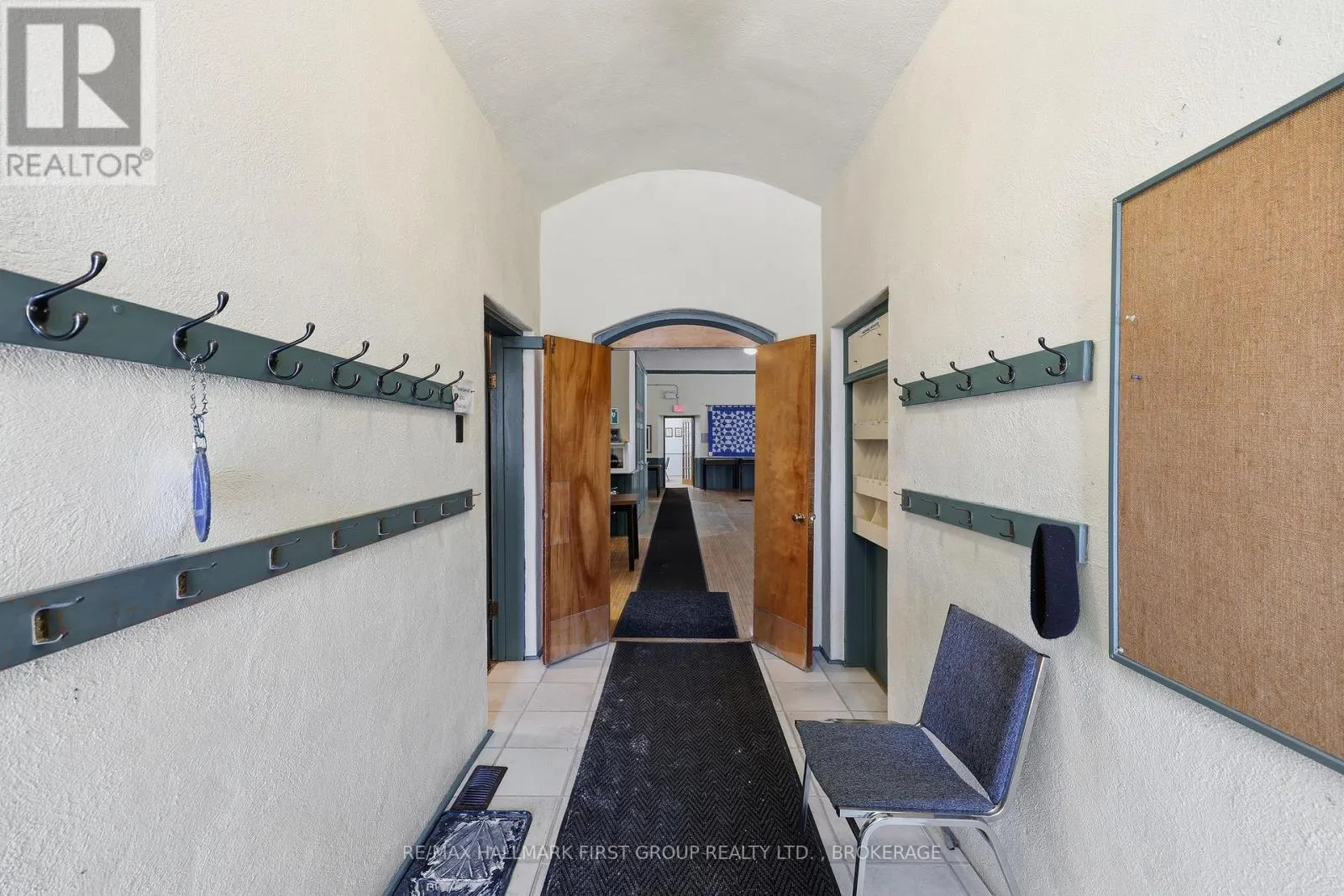 175 STONE STREET S