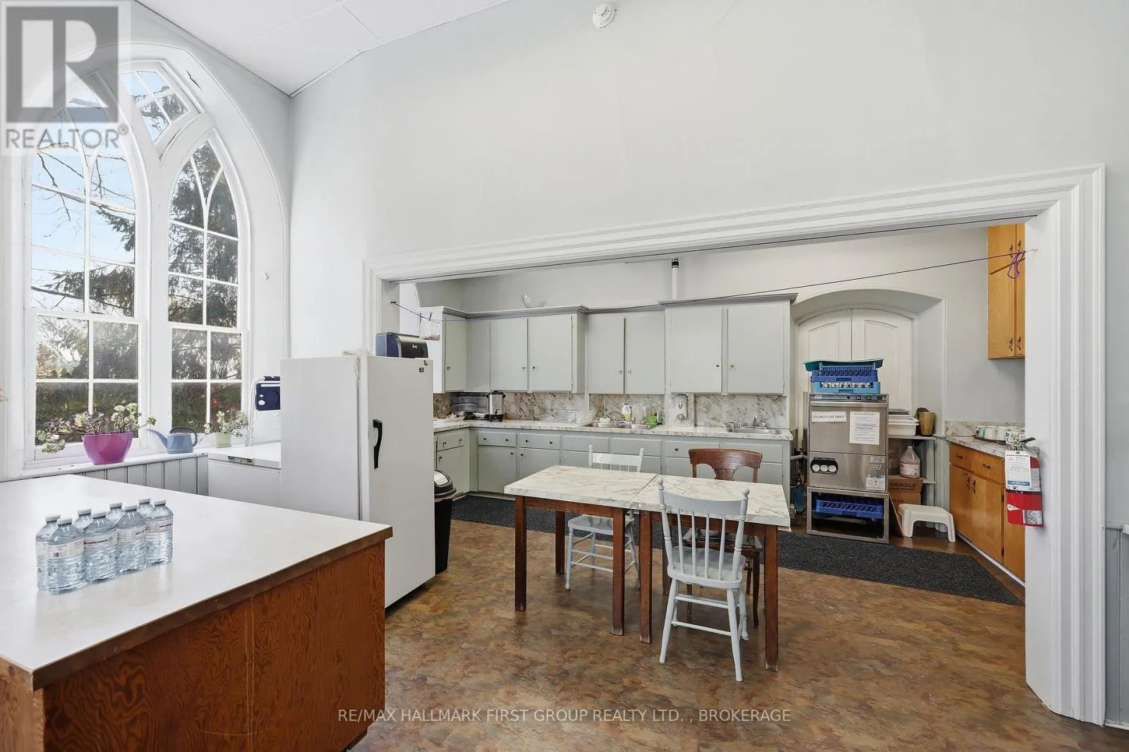 175 STONE STREET S