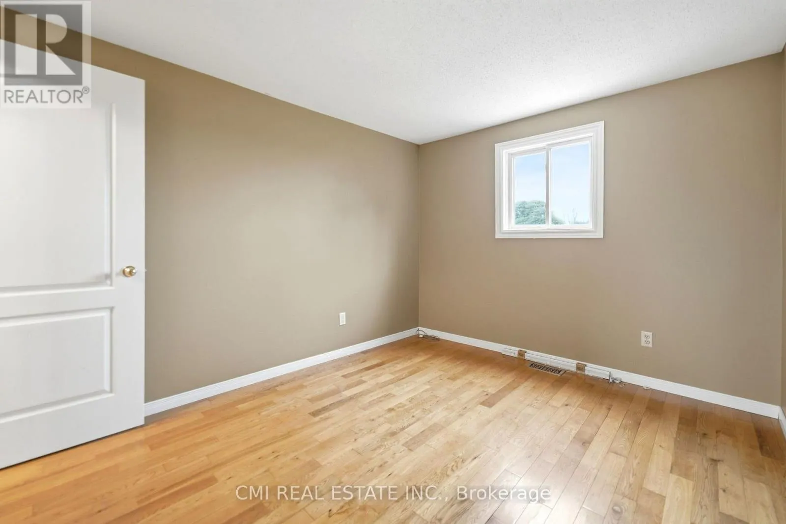 155 FOXHUNT ROAD