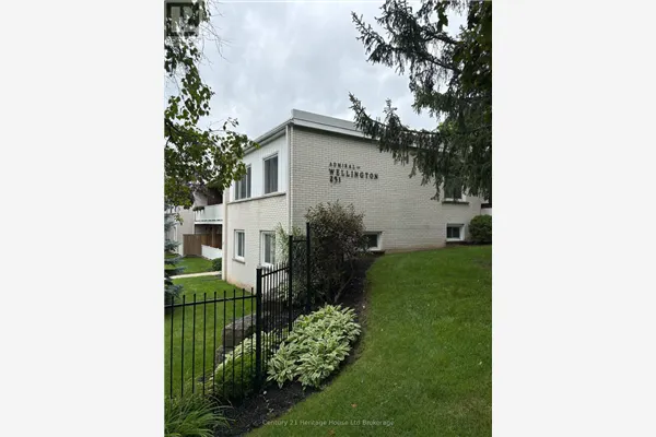 231 WELLINGTON STREET N