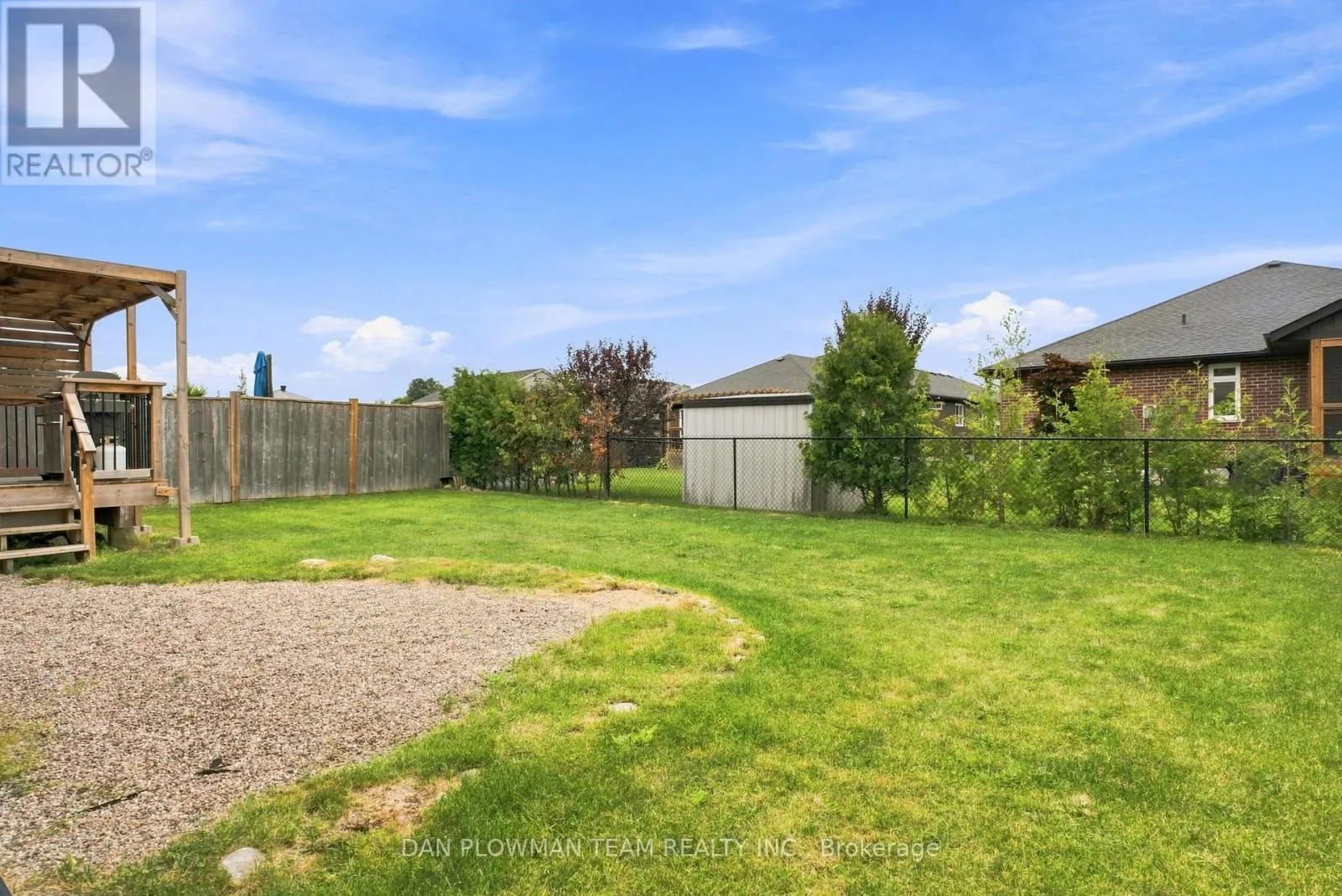 26 AUTUMN GROVE
