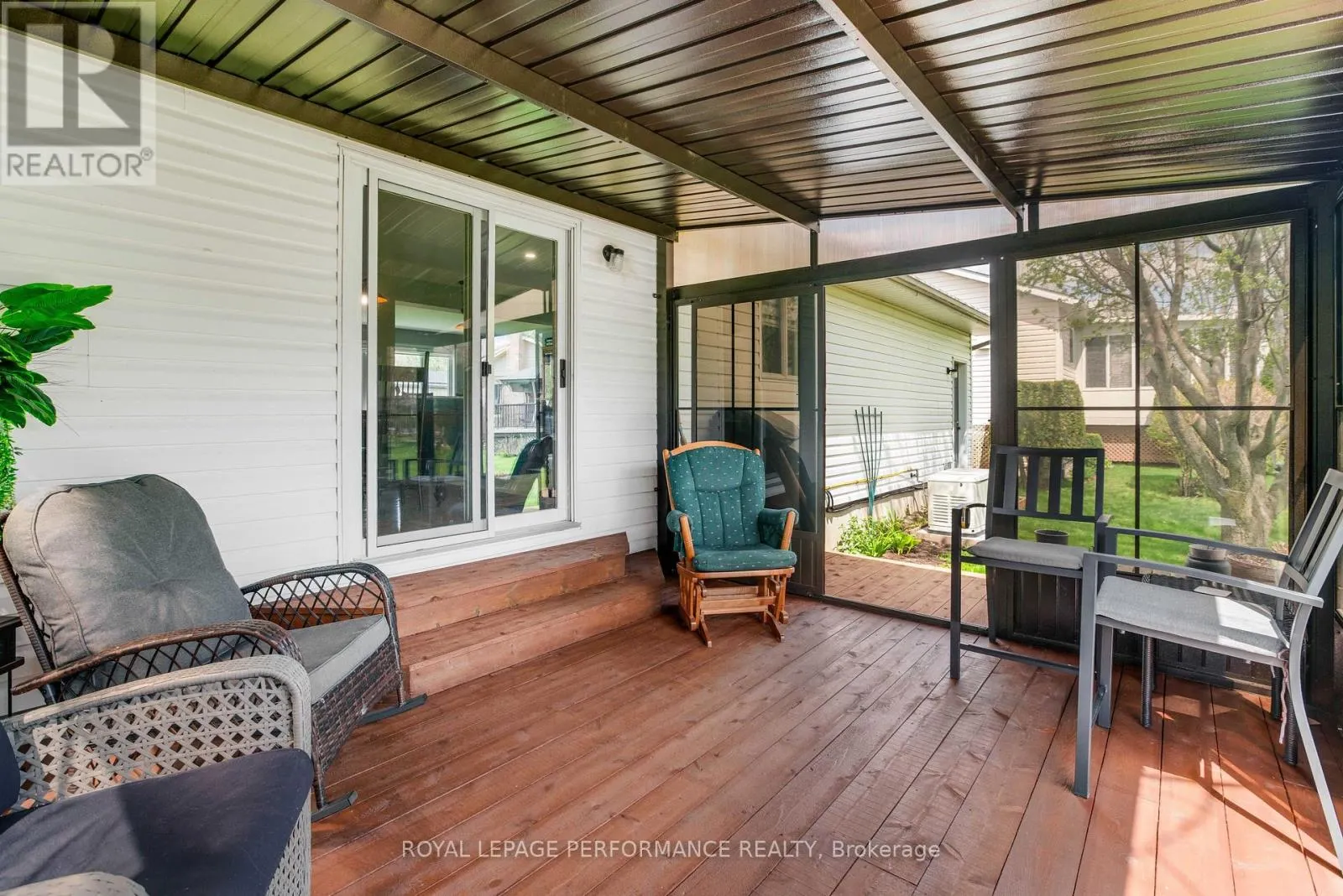 6277 MACRAE COURT