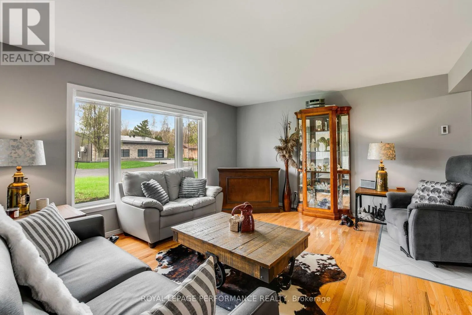 6277 MACRAE COURT