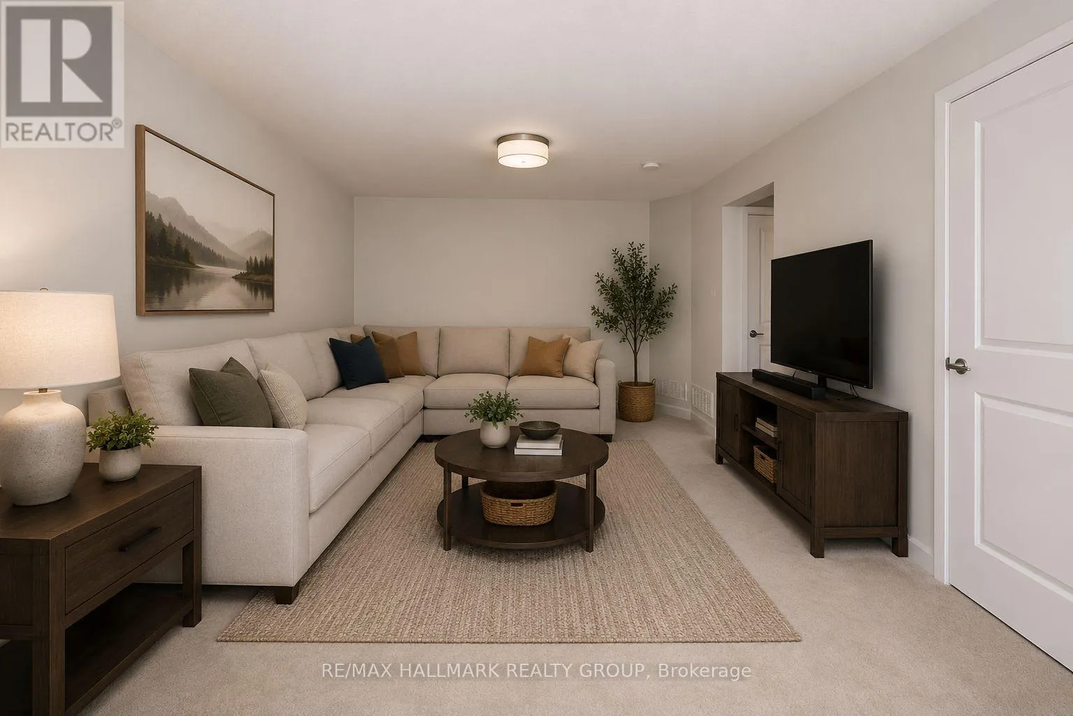 547 ROUNDHOUSE CRESCENT