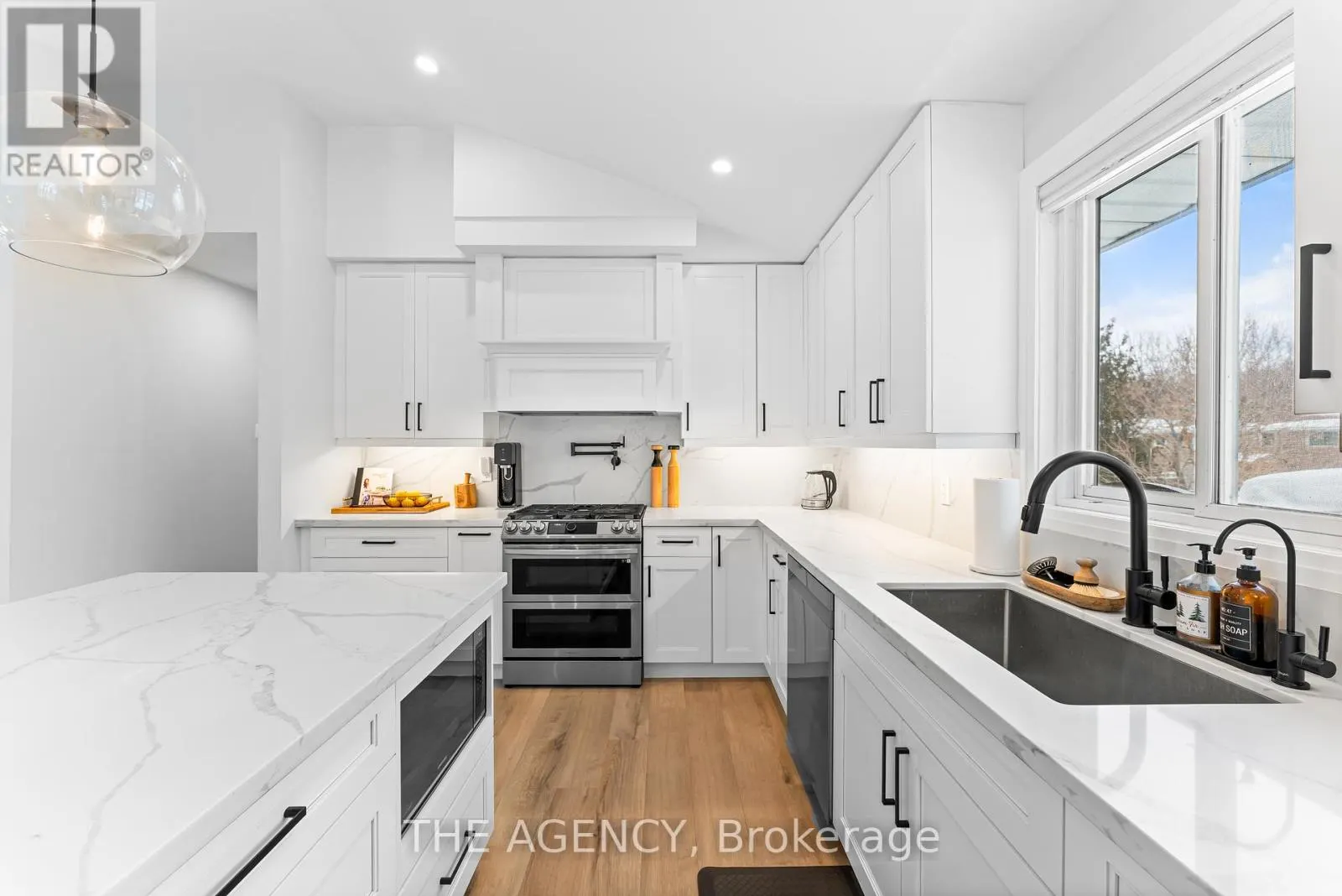 503 WELLINGTON 7 ROAD