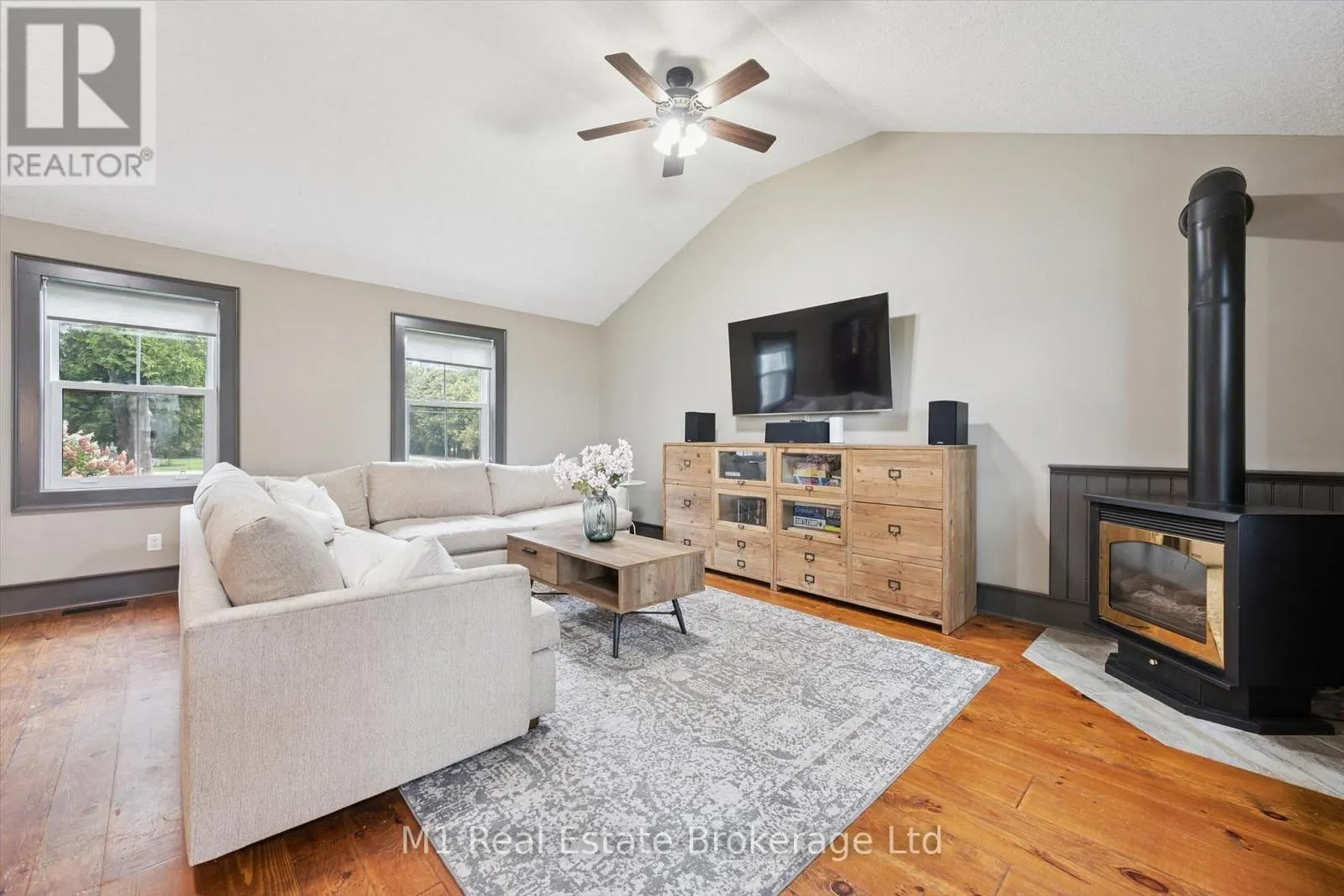 69 KATHERINE STREET S