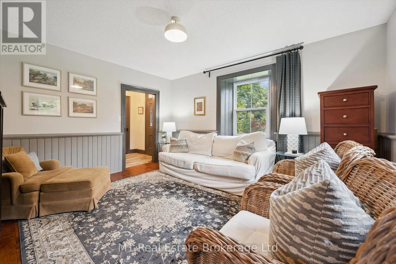69 KATHERINE STREET S