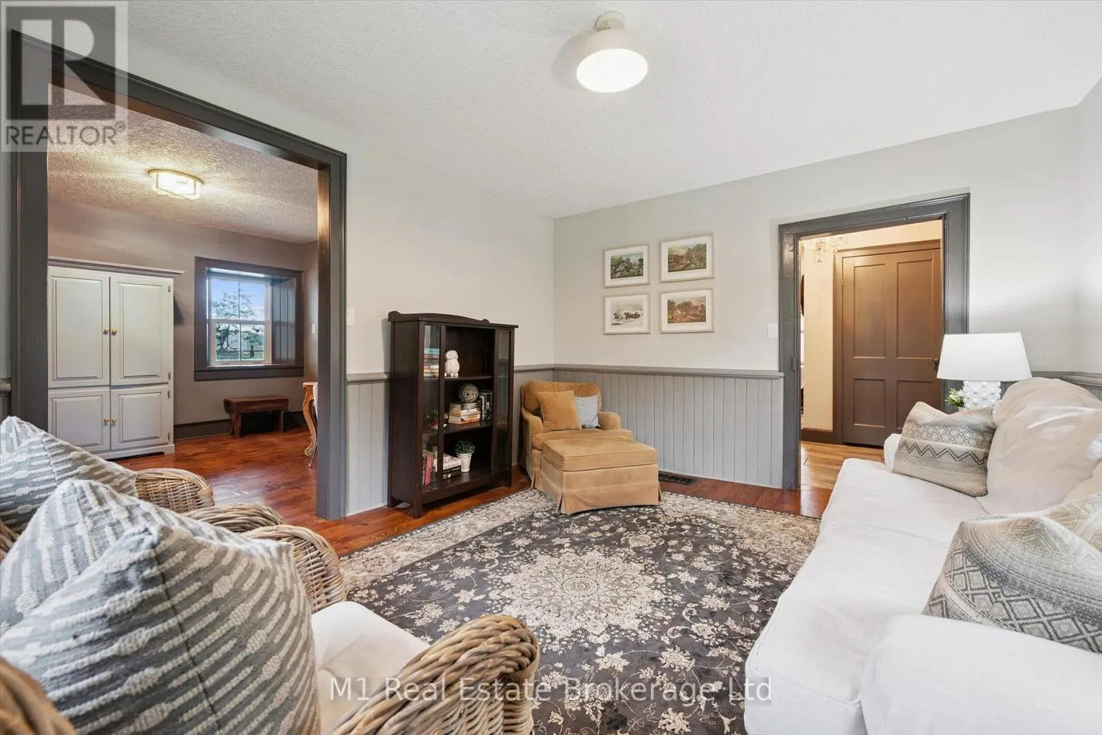 69 KATHERINE STREET S