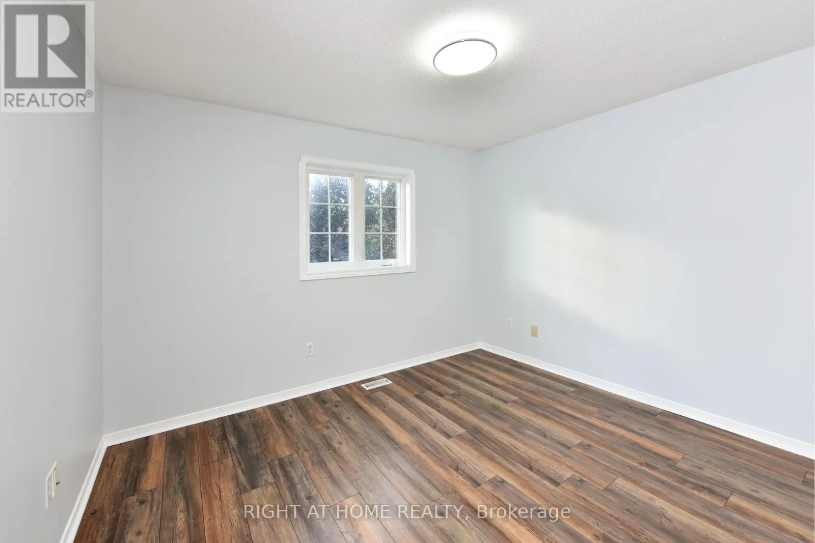 3 JOSEPH CIRCLE