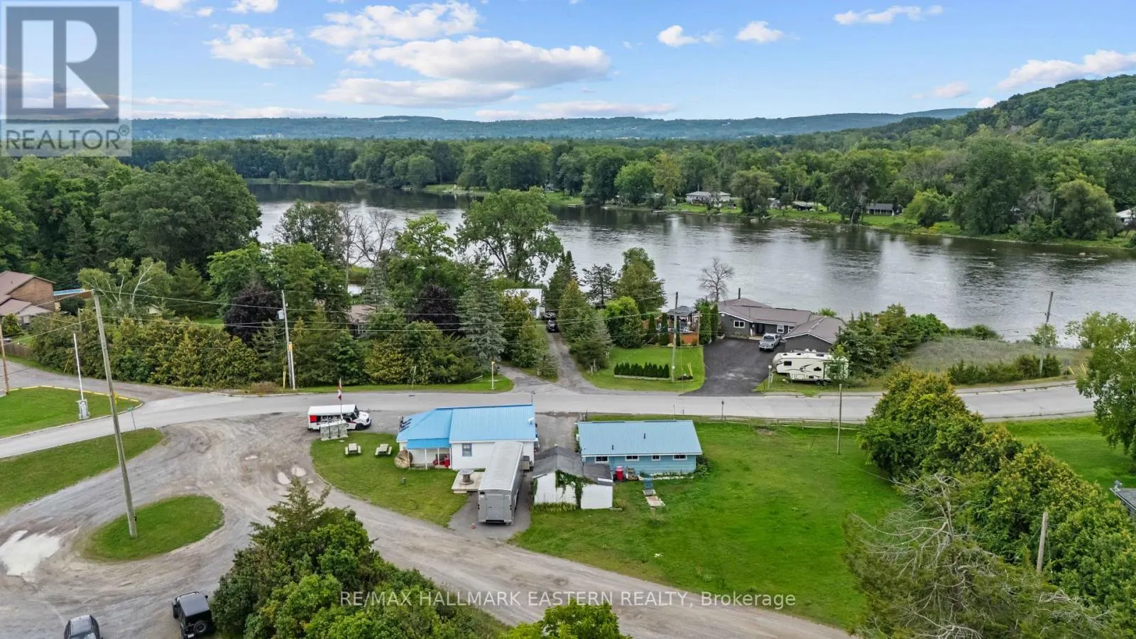 1303 1305 GLEN ROSS ROAD
